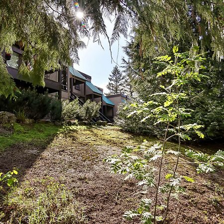 Appartement Whiski Jack Creekside à Whistler Extérieur photo